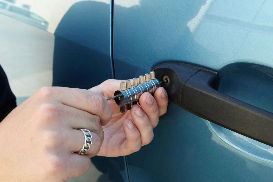 Key Biscayne Locksmith Store Key Biscayne, FL 305-744-5299 - automotive-keys-cut